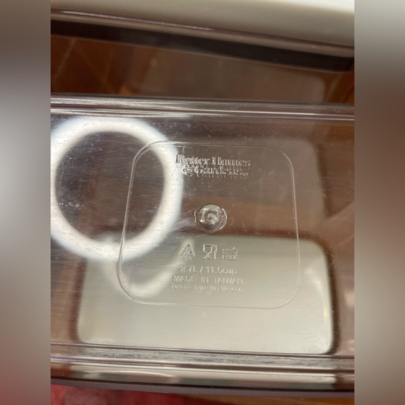 RELIST 4 Better Homes & Gardens Canisters Flip-Seal Food Storage Containers - Picture 13 of 14